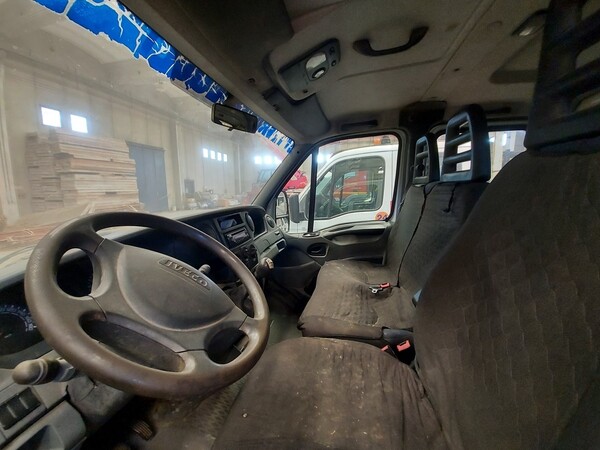 13#5562 Autocarro Iveco Daily in vendita - foto 14