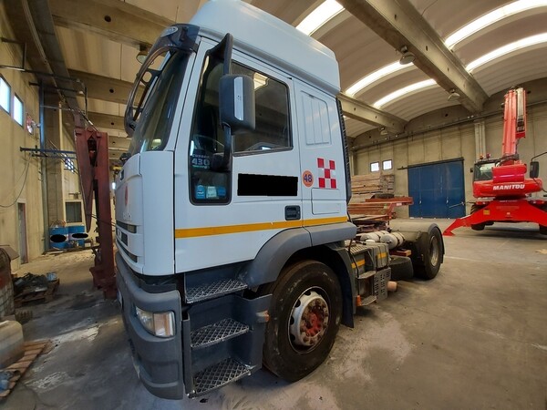 14#5562 Trattore stradale Iveco Magirus in vendita - foto 11
