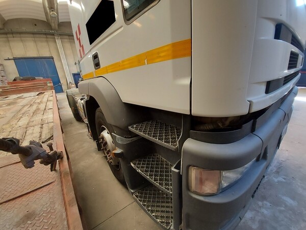 14#5562 Trattore stradale Iveco Magirus in vendita - foto 14