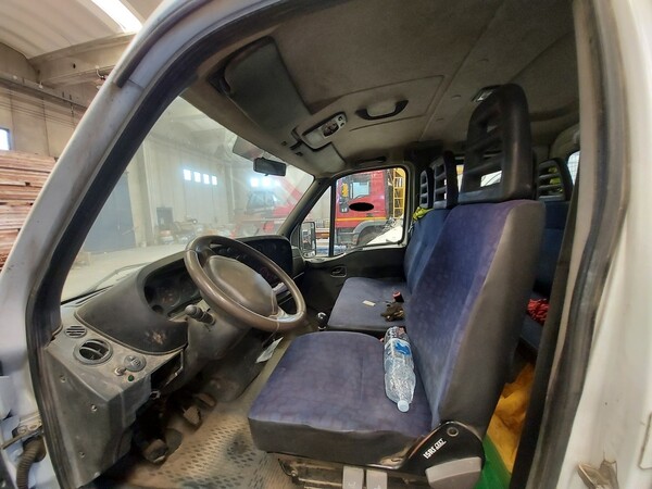 19#5562 Autocarro Iveco Daily in vendita - foto 6
