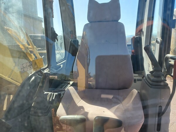 24#5562 Escavatore cingolato New Holland in vendita - foto 21