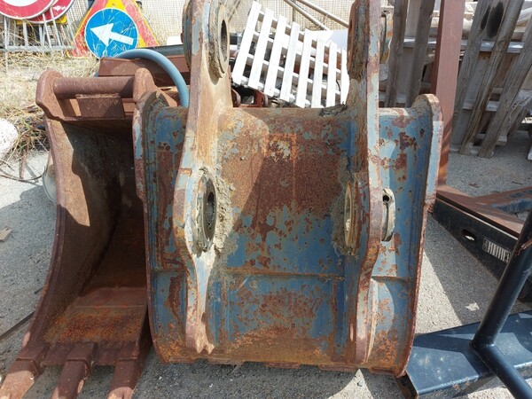 25#5562 Martellone per escavatore New Holland in vendita - foto 18