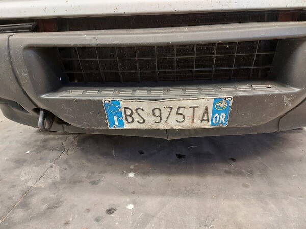 3#5562 Autocarro Iveco Daily in vendita - foto 2