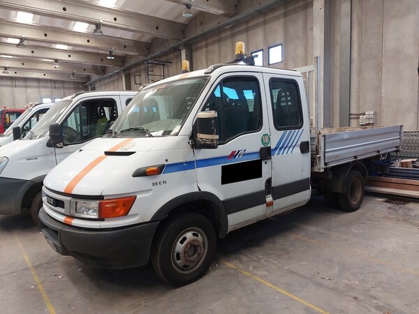 3#5562 Autocarro Iveco Daily in vendita - foto 9