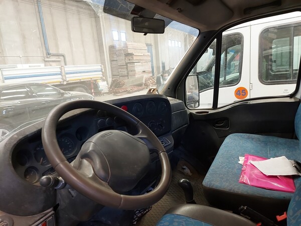 3#5562 Autocarro Iveco Daily in vendita - foto 15