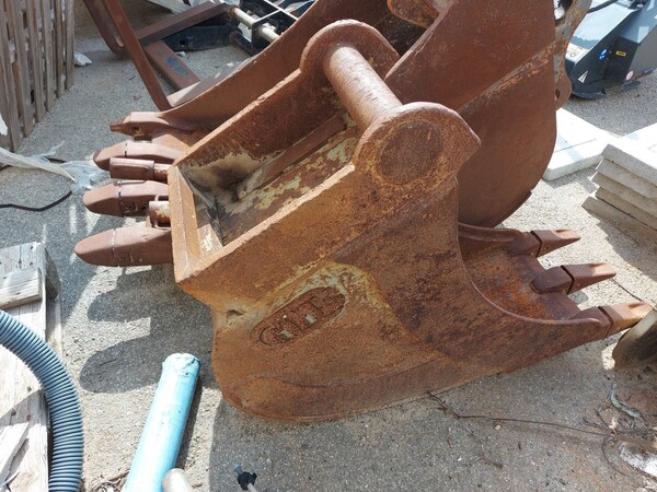 31#5562 Martellone per escavatore Caterpillar in vendita - foto 6