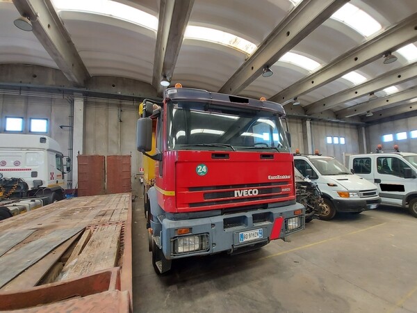 6#5562 Autocarro Iveco Magirus in vendita - foto 22