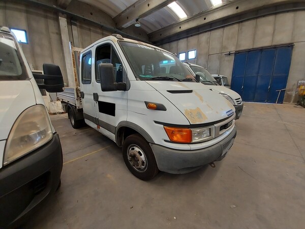 7#5562 Autocarro Iveco in vendita - foto 3