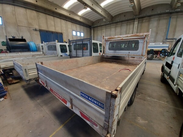 7#5562 Autocarro Iveco in vendita - foto 5