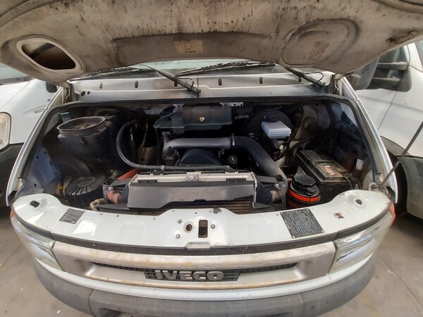 7#5562 Autocarro Iveco in vendita - foto 18
