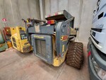 Immagine 11 - Mini pala cingolata New Holland C185 - Lotto 8 (Asta 5562)