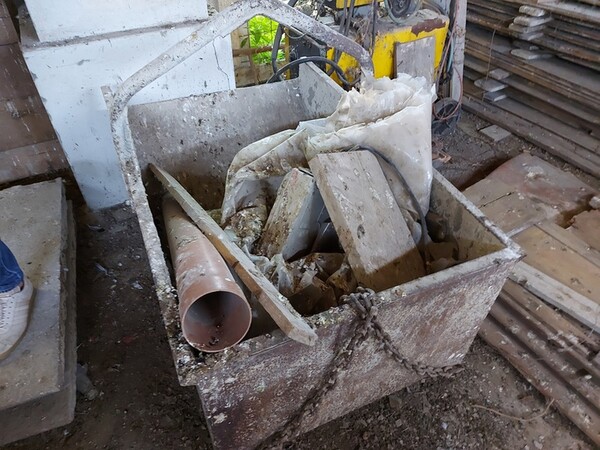 1#5566 Attrezzature e materiali da cantiere in vendita - foto 33