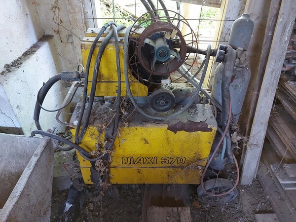 1#5566 Attrezzature e materiali da cantiere in vendita - foto 34