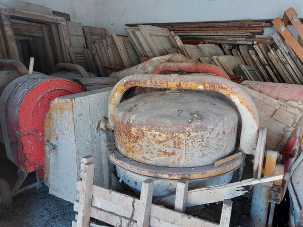 1#5566 Attrezzature e materiali da cantiere in vendita - foto 82