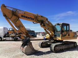 Komatsu New Holland excavators and Dynapac roller - Lot 0 (Auction 5567)