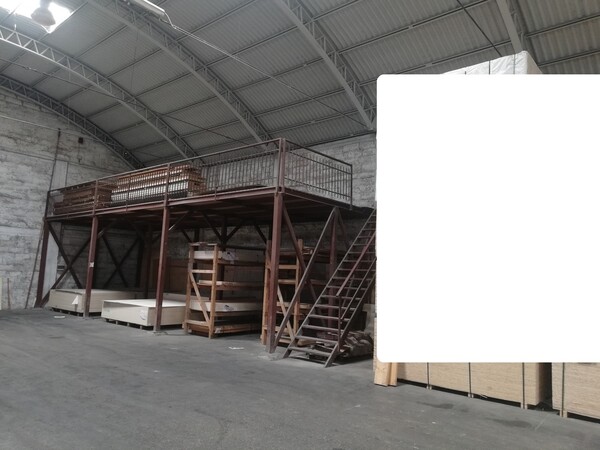 Logistica in vendita