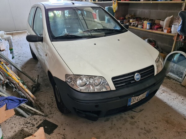 4#5570 Autocarro Fiat Punto in vendita - foto 4