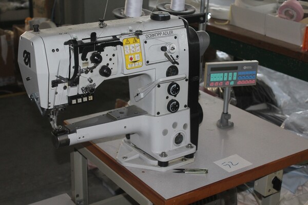 Macchine per cucire in vendita