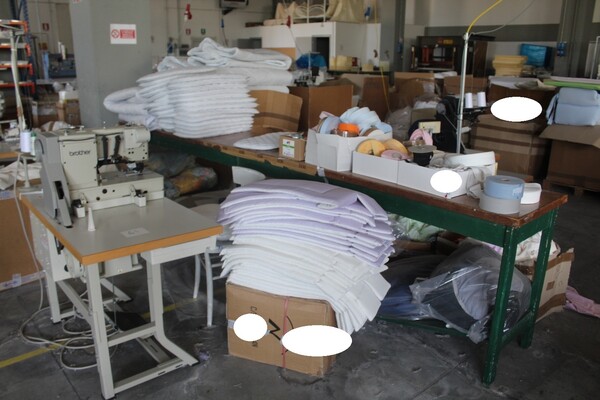 29#5571 Scaffalature e tavoli da lavoro in vendita - foto 8
