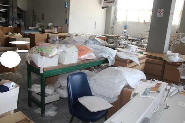 29#5571 Scaffalature e tavoli da lavoro in vendita - foto 9