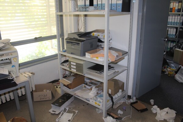 34#5571 Arredamento ufficio e attrezzatura elettronica in vendita - foto 17