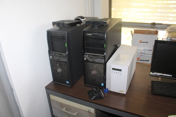 34#5571 Arredamento ufficio e attrezzatura elettronica in vendita - foto 18
