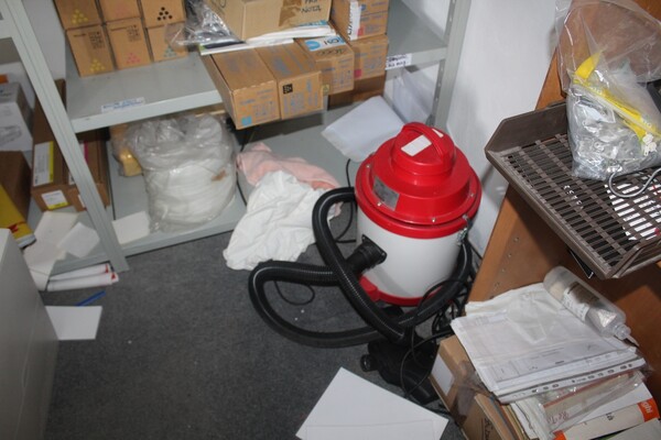 35#5571 Arredamento ufficio e attrezzatura elettronica in vendita - foto 8