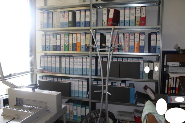 35#5571 Arredamento ufficio e attrezzatura elettronica in vendita - foto 11