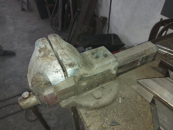 2#5574 Attrezzature per la lavorazione del ferro in vendita - foto 62