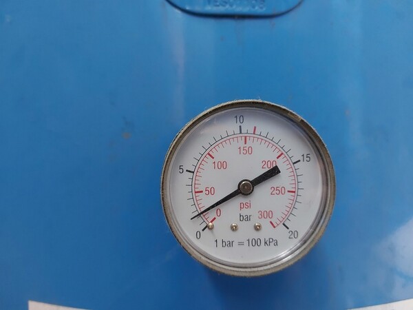 4#5576 Compressore Ingersoll e essicatore Tem in vendita - foto 7