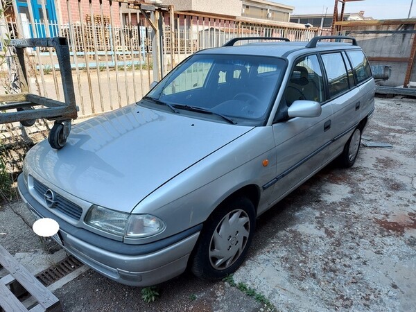 5#5576 Automobile Opel Astra in vendita - foto 1