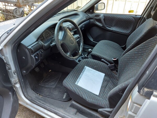 5#5576 Automobile Opel Astra in vendita - foto 8