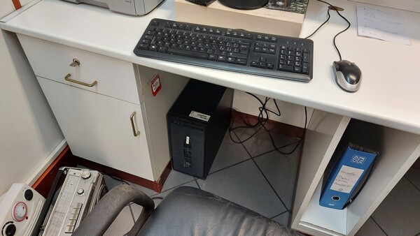 6#5577 Arredi e attrezzature elettroniche da ufficio in vendita - foto 23