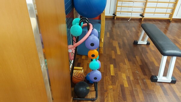 7#5577 Arredi ufficio e attrezzi per ginnastica in vendita - foto 44