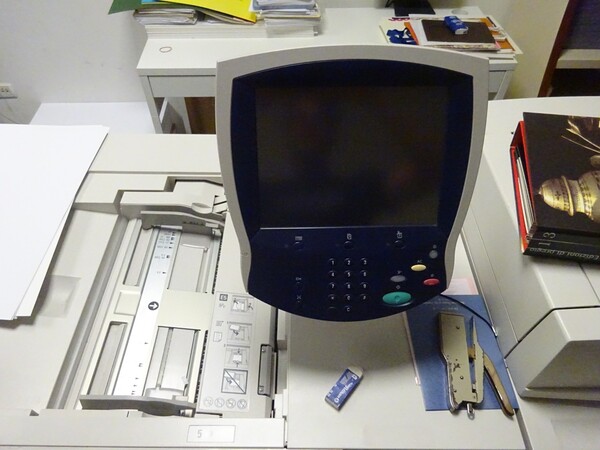 10#5579 Arredamento e attrezzature ufficio in vendita - foto 10