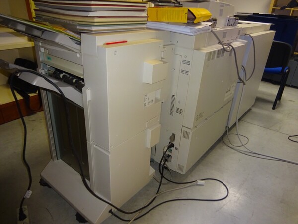 10#5579 Arredamento e attrezzature ufficio in vendita - foto 12