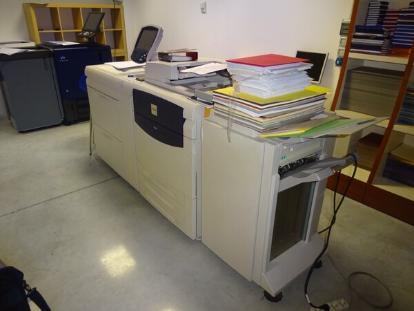 10#5579 Arredamento e attrezzature ufficio in vendita - foto 15