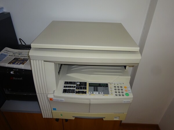 10#5579 Arredamento e attrezzature ufficio in vendita - foto 26