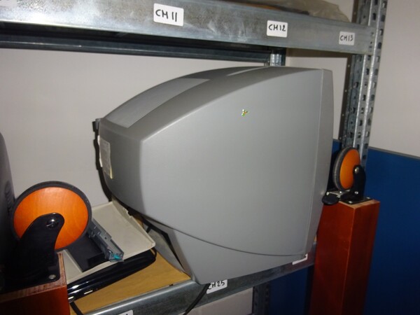 10#5579 Arredamento e attrezzature ufficio in vendita - foto 34