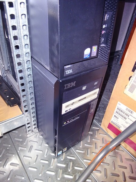 10#5579 Arredamento e attrezzature ufficio in vendita - foto 36