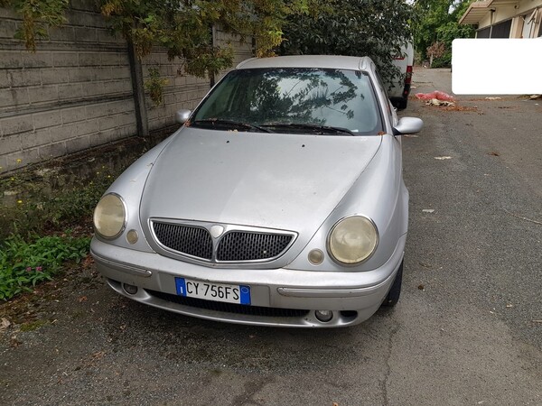 122#5580 Autovettura Lancia Lybra in vendita - foto 4