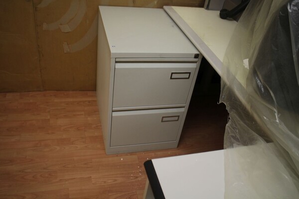 2#5589 Arredamento ufficio in vendita - foto 8