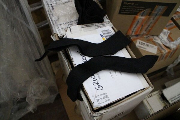 1#5591 Accessori per confezionamento di capi e attrezzature elettroniche in vendita - foto 8