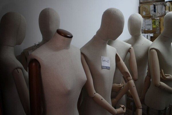 1#5591 Accessori per confezionamento di capi e attrezzature elettroniche in vendita - foto 18