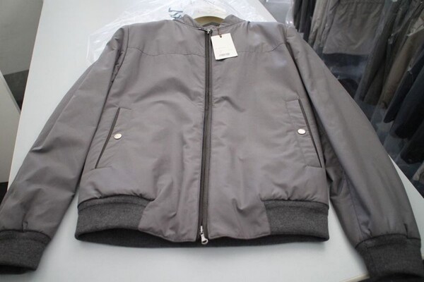 3#5591 Abbigliamento Uomo in vendita - foto 32