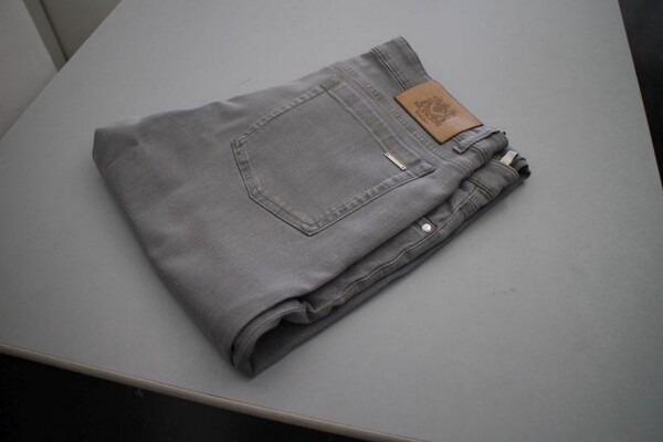 3#5591 Abbigliamento Uomo in vendita - foto 40