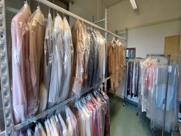 4#5591 Abbigliamento Donna in vendita - foto 25