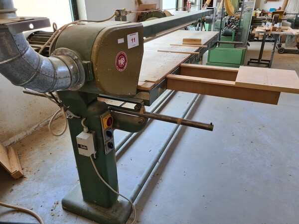 4#5592 Levigatrice Framar e lampada alogena in vendita - foto 7