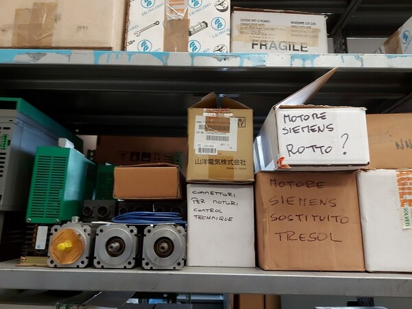 5#5598 Magazzino per costruzione saldatrici al plasma e schede elettroniche in vendita - foto 10
