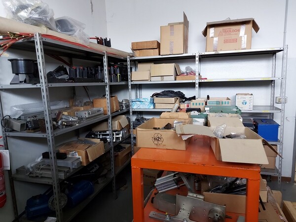 5#5598 Magazzino per costruzione saldatrici al plasma e schede elettroniche in vendita - foto 15